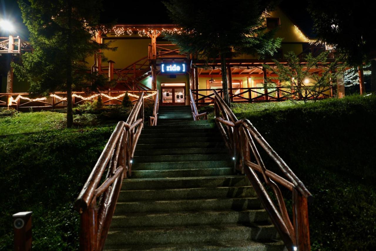 Ride Pub Drienica Apartamento Exterior foto